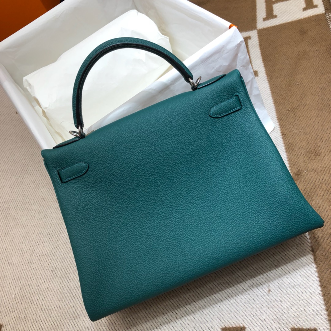 Hermes Kelly 32cm Handbag Shoulder Bag in Malachite Togo Leather